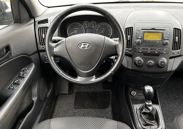 Hyundai I30 cena 16900 przebieg: 170000, rok produkcji 2010 z Kraków małe 301